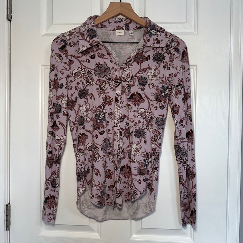 Aritzia Wilfred Pose Button Front Lilac Floral Top Women's Size small stretchy - Picture 1 of 7